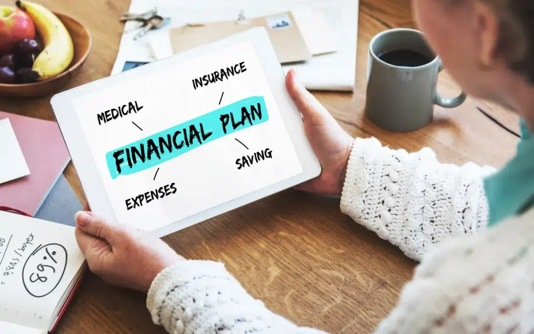 How to Manage Your Finances and Avoid Credit Troubles: Essential Tips