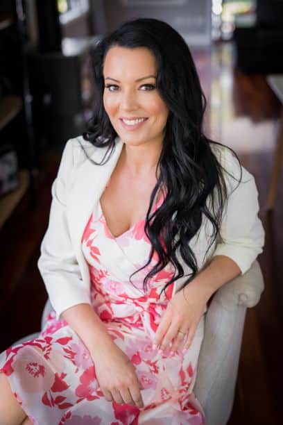 Learn how our CEO connected with over 15,000 relevant connections on LinkedIn!
